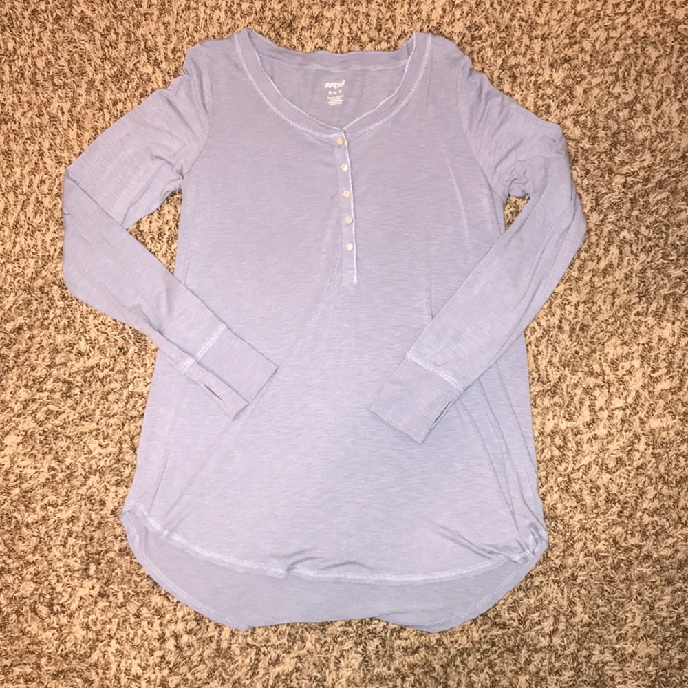 Aerie long sleeve shirt